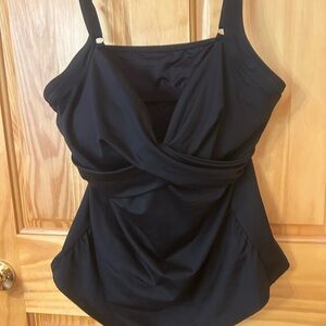 Lands' End Black Women's Swim Top